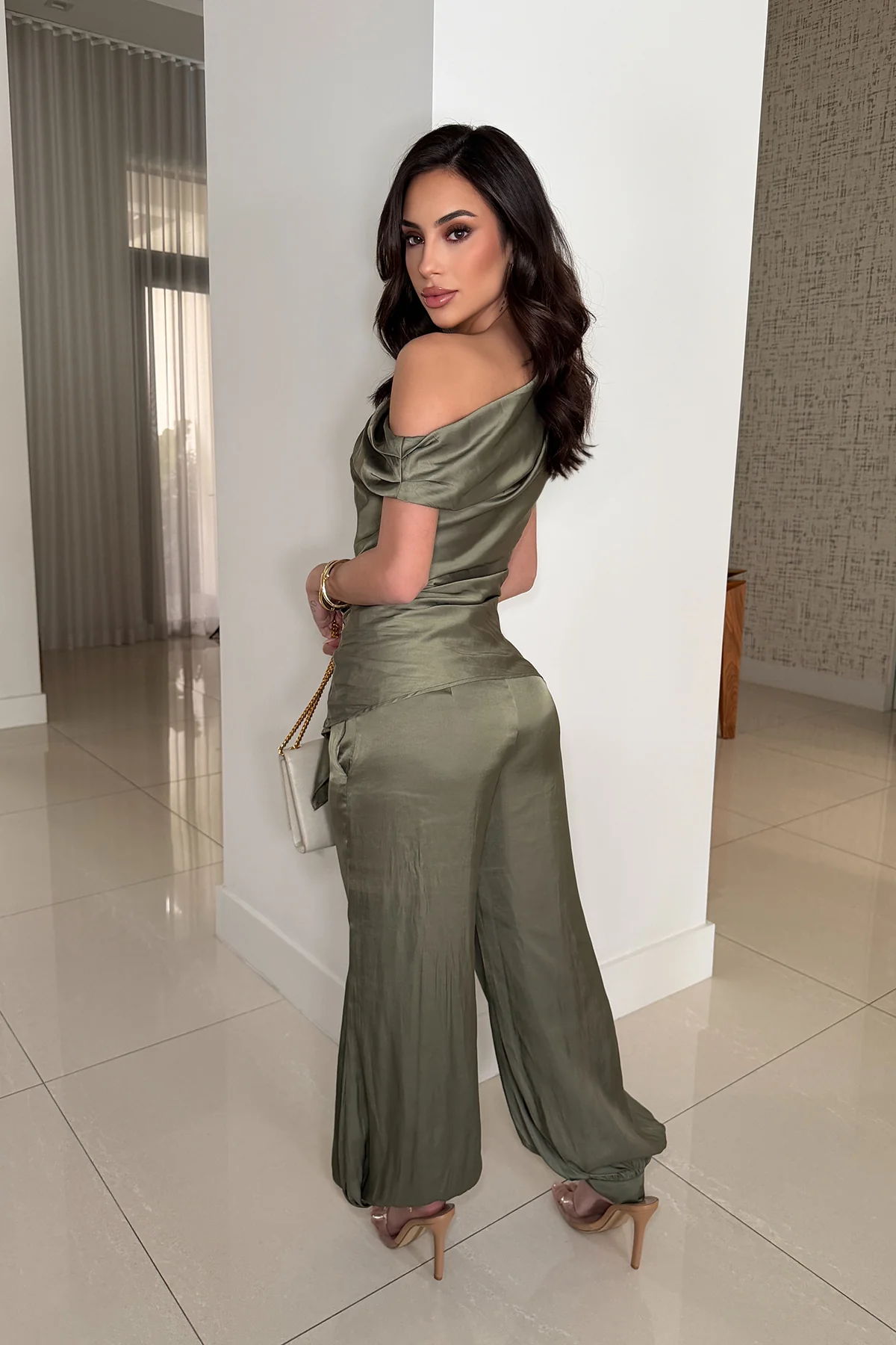 CALL IT CLASSY SET - Image 2
